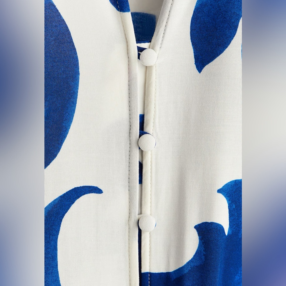 H&M Blue and White Patterned Midi Dress - Picture 2 of 2